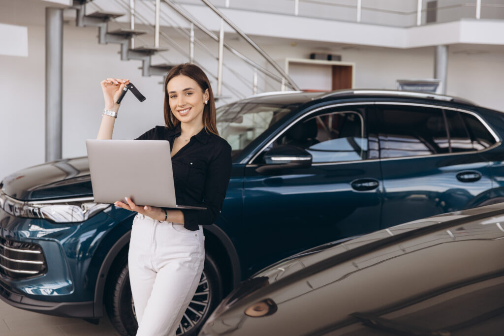 Selling cars online is a breeze for this lady, who is selling her blue car to Weelee.