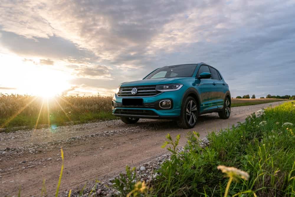 VW T-Cross explores a dirt road